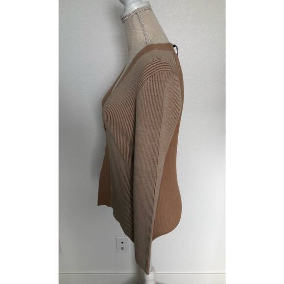 Naadam Oatmeal Combo Ribbed Twist Front Sweater Top - M - Picture 4 of 5